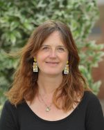 Lisa Damm : Librarian