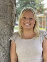 Grace Downs : Kindergarten Teacher